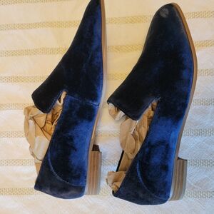 Clarks Blue Velvet Flats Luxurious Design